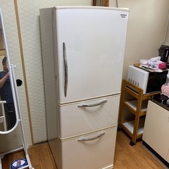 【ネット決済】HITACHI 3ドア冷蔵庫265L 2012年　...