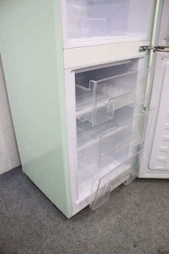 アイリスオーヤマ レトロ冷凍冷蔵庫 130L PRR-142D ライトグリーン