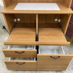 可愛さだけでも良い。【愛品館 江戸川店】ビーカンパニー　キッチンボード　食器棚　「お問い合わせ番号：151-007253-007」