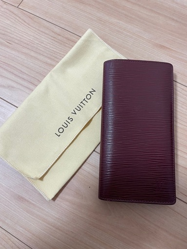 ルイヴィトン　ポルトフォイユ　プラザ　財布
