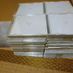 CD/DVDの空ケース　5ｍｍ　白色１１９枚　透明１６枚
