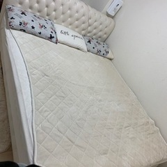 クイーンベッド 今週土曜日引き取りお願いします