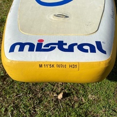 サップ (SUP) ミストラル インフレータブル ボード 11.5 中古 (パドル、ポンプ付)