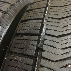 BS BLIZZAK VRX2 215/60R17 17インチ スタッドレス 4本 2019年製 アルファード ヴェルファイア C-HR エスティマ等　(VTJ370)クレジットカード QRコード決済可能