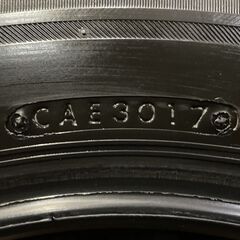 BS BLIZZAK VRX2 195/65R15 15インチ スタッドレス 4本 2017年製 バリ溝 ステップワゴン ヴォクシー セレナ ノア等　(TG653)クレジットカード QRコード決済可能