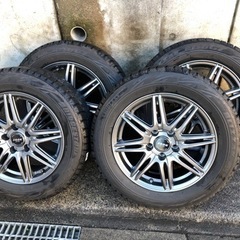 ブリヂストンスタッドレスタイヤ、アルミホイール4本セット