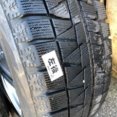 ブリヂストンスタッドレスタイヤ、アルミホイール4本セット