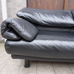 イタリアのメーカーPoltromec(ポルトロメック)のジェミニ 総皮革 2シーターソファーです。背もたれ可動式のハイバック2人掛けソファー。IDC大塚家具取り扱いのワイドソファーです♪①BK349