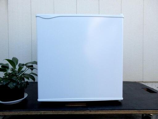 配送料無料エリアあります(*^^*)！ユーイング☆直冷式冷蔵庫☆45L☆UR-DR05J