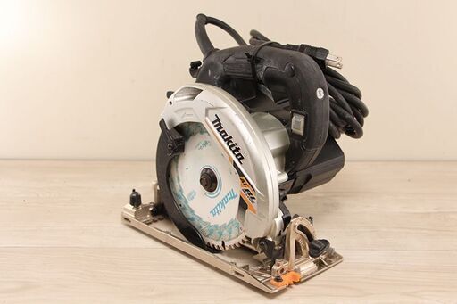 makita マキタ 165mm マルノコ HS6303 丸ノコ (D4251hhxY)