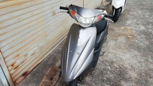 アドレスV50G　CA42A 　外装きれいですがエンジン異音あり アドレスV50G CA42A 外装きれいですがエンジン異音あり