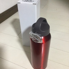 【取引中】新品未使用　アルミボトル　500ml  赤　レッド　R...