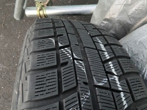 商談中 2023年製 スタッドレスタイヤ 4本セット ホイル付き