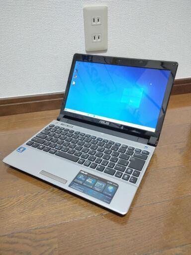 【格安！1万円台PC】 Windows10 高速SSD ASUS　12インチ小型PC　持ち運びにも♫　バッテリー稼働可能　おしゃれなシルバー　ウェブカメラ搭載　無線LAN　Wi-Fi　セットアップ済み　すぐに使える