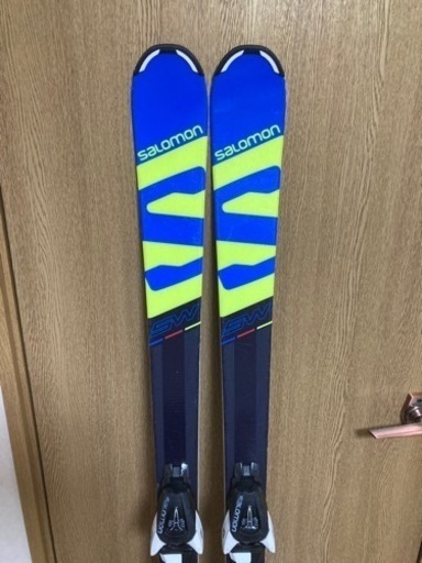 ☆SALOMON☆X-RACE/X RACE/SW/150cm/スキー/調整ビンディング/サロモン/カービング/ジュニア/子供/競技/選手/…  (ようすけ) 五稜郭のスキーの中古あげます・譲ります｜ジモティーで不用品の処分