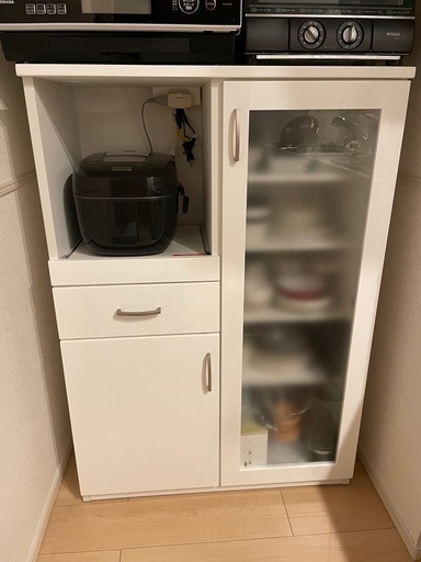 食器棚