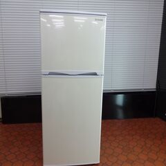日立 冷蔵庫 265L 2015年 3ドア 自動製氷 真空チルド ガラスドア 真ん中野菜室 R-S2700FV Amazon | 日立 冷蔵庫 265L 3ドア 右開き 真空チルド まんなか野菜室
