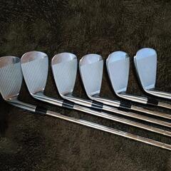 ゴルフ　アイアンセット　コブラ