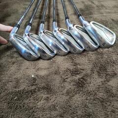 ゴルフ　アイアンセット　コブラ