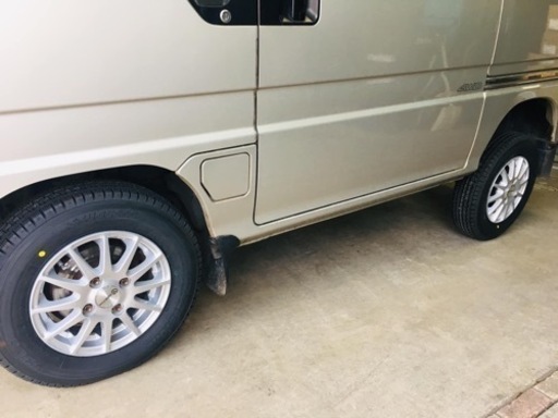 軽自動車アルミホイールVENDETTA 145/R12 スタッドレスタイヤ4本