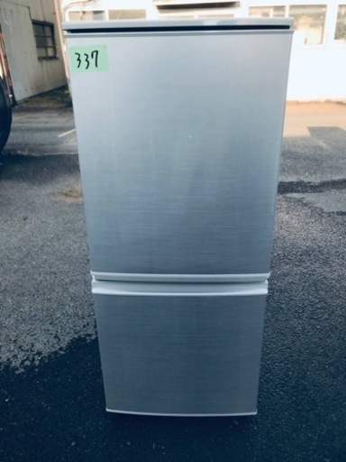 ①337番 シャープ✨ノンフロン冷凍冷蔵庫✨SJ-D14WB-S‼️
