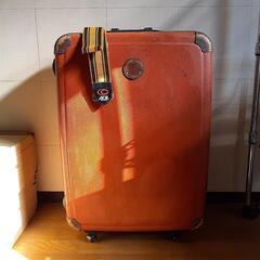 スーツケースあげます