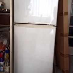 冷蔵庫（National NR-B11M4）