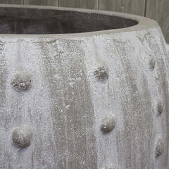 ss2929　未使用品　植木鉢　ライトグレー　超大型　陶器製　輸入雑貨　フラワーポット　白系　プランター　陶器鉢　直径58cm　デザイン　オシャレ　園芸　ガーデニング