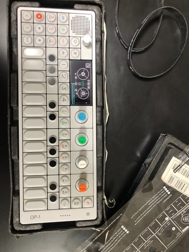 在庫一掃】 電子楽器 OP-1 Teenage Engineering 電子楽器 - erational.com