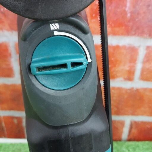 マキタ HR2601F 26mmハンマドリル【リライズ野田愛宕店】【店頭取引