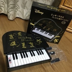 ミッキーマウス　プレミアム電子トイピアノ