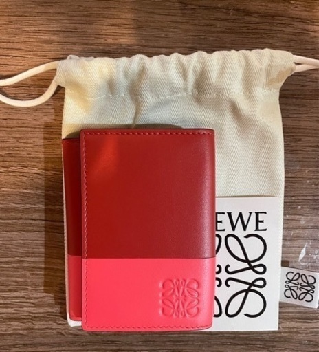 LOEWE レッド系×ピンク系 バイカラー 財布