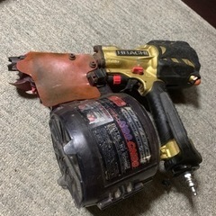 日立 高圧釘打ち機90