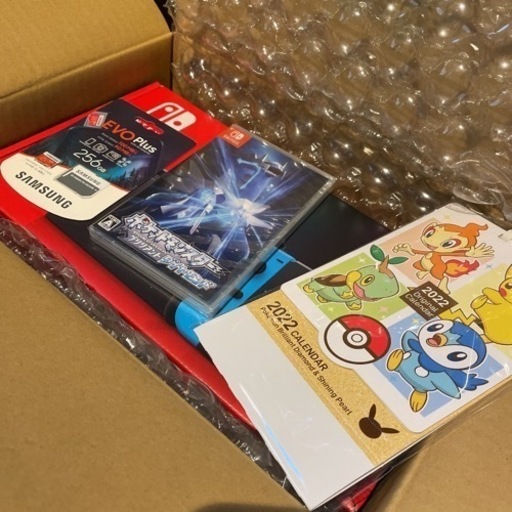 switchネオン\u0026ブリリアントダイヤ\u0026256GB SDカード\u0026カレンダー