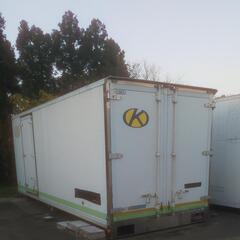 【香取市山之辺】No.M-39 横扉付き 保冷コンテナ 長さ約580cm×幅227cm×高さ245cmくらい 配送可 香取市山之辺】No.M-39 横扉付き 保冷コンテナ 長さ約580cm×幅227cm×高