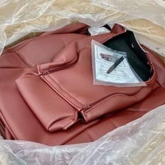 トヨタ　ランドクルーザープラド５人乗り　 シートカバー 全部込み　clazzio カスタム　ワインレッド　在庫処分特価　ET-0138