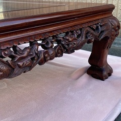◎大幅お値下げしました‼️唐木家具 紫檀 座卓 座敷机 透かし細密彫刻 抽斗 センターテーブル ちゃぶ台 和室 和家具 玉杢 瘤付 煎茶道具 シタン ローテーブルお値下げ要相談可‼️