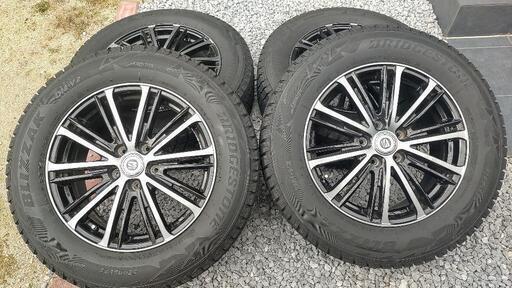 【お譲り先が決まりました】ホイール付スタッドレスタイヤ4本セット225/65 R17