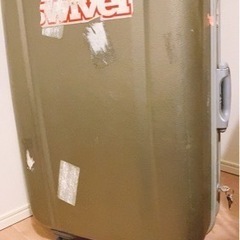(条件付き無料!)ハードスーツケース Mサイズ程度