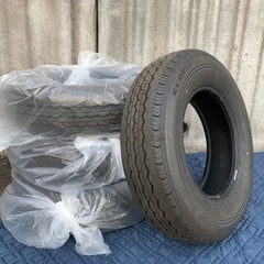 ハイエース　純正タイヤ　新車外し　