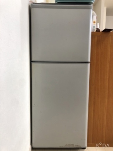 TOSHIBA 137L冷蔵庫2ドア