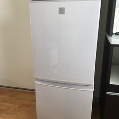 シャープ冷蔵庫 2015年製137L