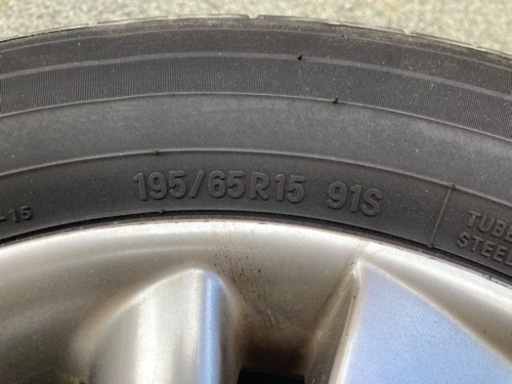 C26セレナに使用していたタイヤ・ホイール　195/65R15 5.5J-15 +42