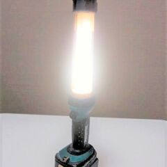 makita　マキタ 充電式蛍光灯 ML184 14.4/18V...