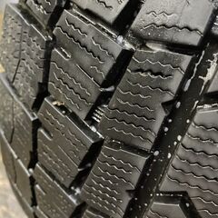 DUNLOP WINTER MAXX WM02 225/60R17 17インチ スタッドレス 4本 2017年製 BMW/X3 フォレスター スバルXV等　(TG655) クレジットカード QRコード決済可能