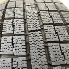 195／65R15、アルミホイル付き中古スタッドレスタイヤ4本。