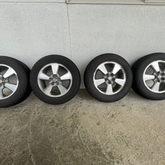 195／65R15、アルミホイル付き中古スタッドレスタイヤ4本。