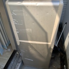 東芝冷凍冷蔵庫GR-T14T(C)ジャンク　差し上げます。