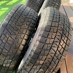 お取引中》ハイエース スタッドレス MTS 215/65R16