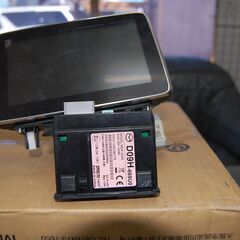 マツダ 純正ナビ 型式LDA-DJ5FS 初年度登録H27年8月 実動車からの取り外し